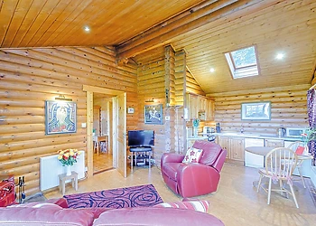 The Den - Faweather Grange Lodges, Ilkley Moor