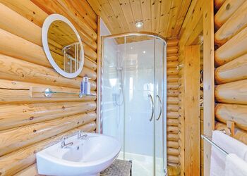 Foxhollow - Faweather Grange Lodges, Ilkley Moor