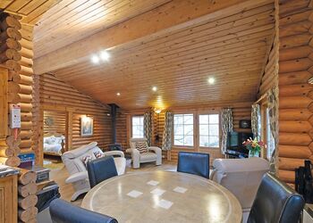 The Hideaway - Faweather Grange Lodges, Ilkley Moor