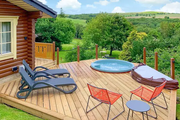 Faweather Grange Lodges