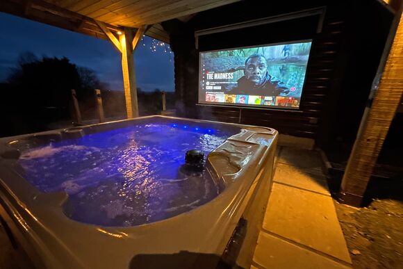 The Den - Faweather Grange Lodges, Ilkley Moor