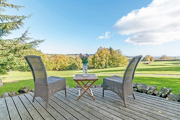 The Den - Faweather Grange Lodges, Ilkley Moor