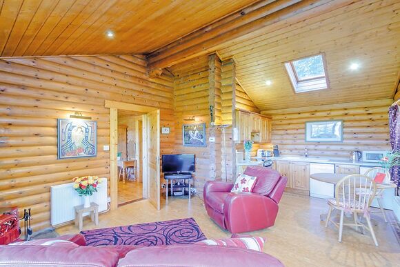 The Den - Faweather Grange Lodges, Ilkley Moor