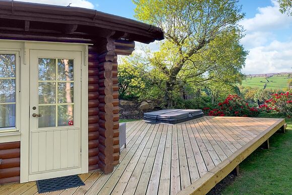 The Nest - Faweather Grange Lodges, Ilkley Moor