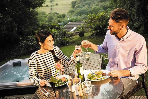 The Nest - Faweather Grange Lodges, Ilkley Moor