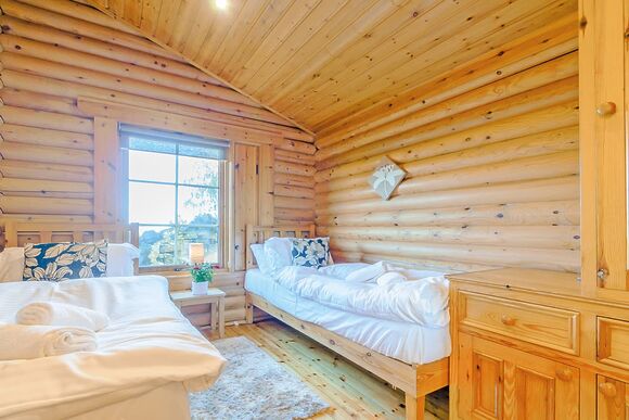 Foxhollow - Faweather Grange Lodges, Ilkley Moor