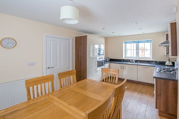 4 Berth Comfort Cottage Pet Friendly - The Bay Filey Holiday Village, Filey