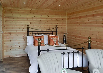 The Retreat VIP