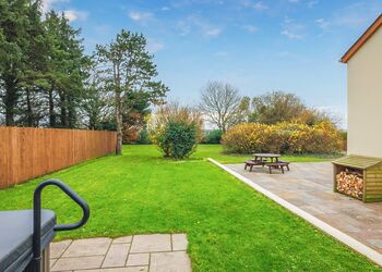 Folly View - Folly Farm Holiday Park, Kilgetty