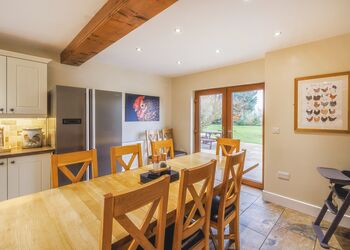 Folly View - Folly Farm Holiday Park, Kilgetty