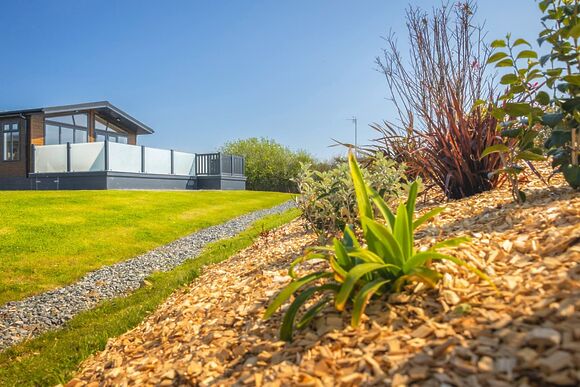 Fairground Lodge (sleeps 4) - Folly Farm Holiday Park, Kilgetty