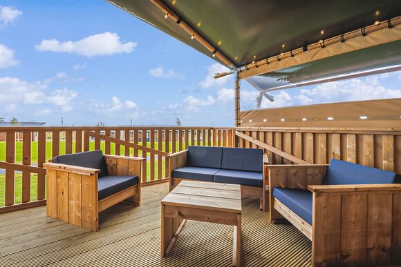 Twiga Tent - Folly Farm Holiday Park, Kilgetty