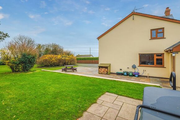 Folly View - Folly Farm Holiday Park, Kilgetty