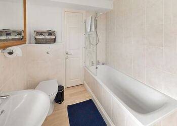 The Lookout Apartment 