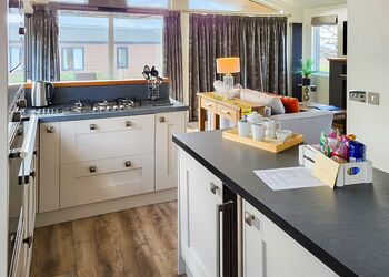 Premium Lodge 1 - Fishguard Bay Resort, Fishguard,