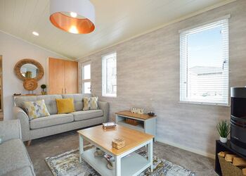 Premium Lodge 3 Pet - Fishguard Bay Resort, Fishguard,