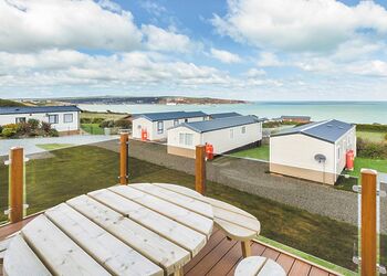Premium Lodge 3 Pet - Fishguard Bay Resort, Fishguard,