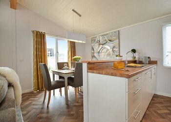 Premium Lodge 3 Pet - Fishguard Bay Resort, Fishguard,