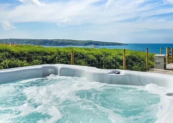 Superior Lodge 3 Pet - Fishguard Bay Resort, Fishguard,