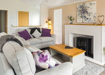 Superior Lodge 3 Pet - Fishguard Bay Resort, Fishguard,