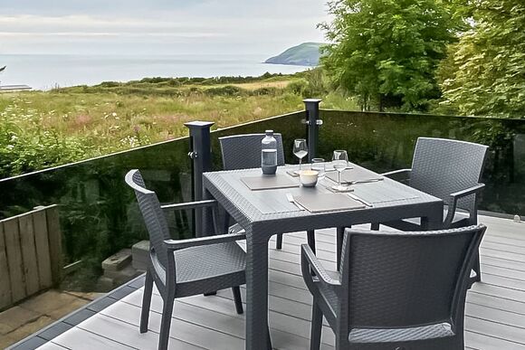 Bijou Lodge - Fishguard Bay Resort, Fishguard,