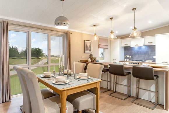 Premium Lodge 2 - Fishguard Bay Resort, Fishguard,