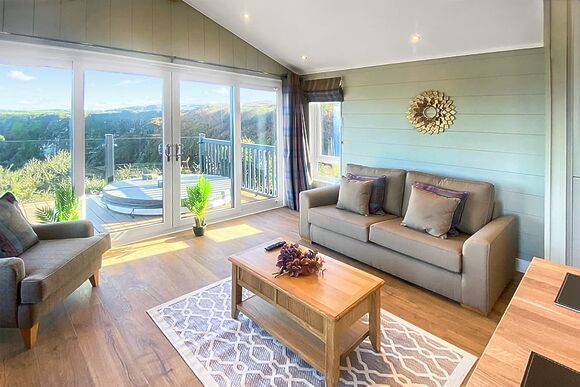 Superior Lodge 2 Pet - Fishguard Bay Resort, Fishguard,