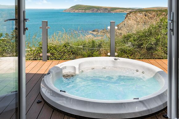 Superior Lodge 2 Pet - Fishguard Bay Resort, Fishguard,