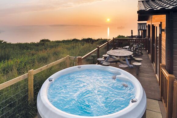 Superior Lodge 3 Pet - Fishguard Bay Resort, Fishguard,