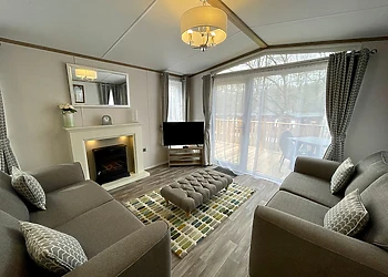 Superior Holiday Home Hot Tub 4 