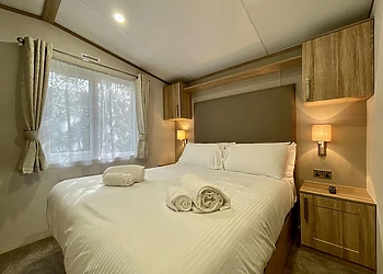 Superior Holiday Home Hot Tub 4 