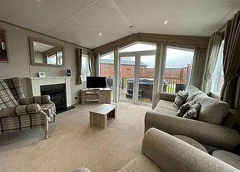 Superior Holiday Home Hot Tub 6 