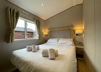 Superior Holiday Home Hot Tub 6 