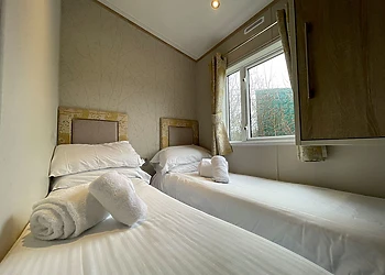 Superior Holiday Home Hot Tub 6 