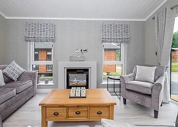 Superior Lodge Hot Tub 