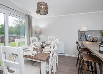 Superior Lodge Hot Tub 