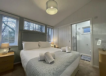 Superior Lodge Hot Tub 6 