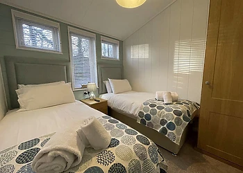 Superior Lodge Hot Tub 6 