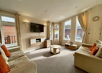 Classic Lodge Hot Tub 4 