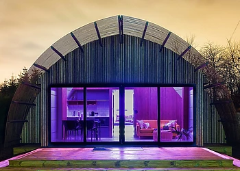 Signature Pod Hot Tub 