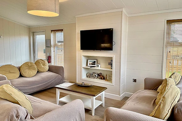 Comfort Plus Lodge Hot Tub 
