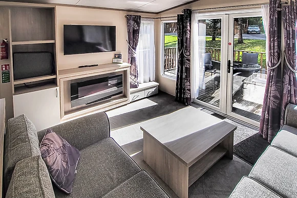 Comfort Caravan 6 Hot Tub - Finlake Holiday Resort, Chudleigh, Newton Abbot