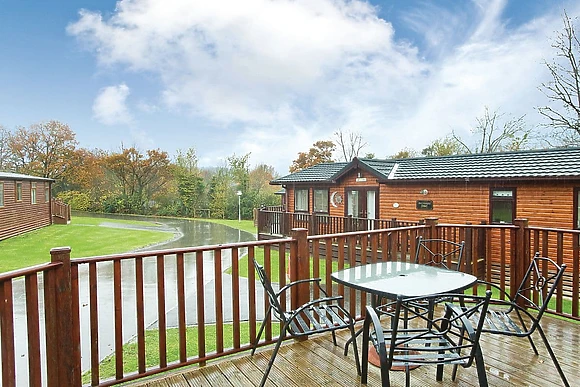 Classic Holiday Home Hot Tub 6 