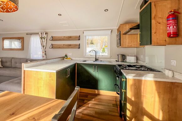 Fir Trees Executive 3 - Fir Trees, Chester