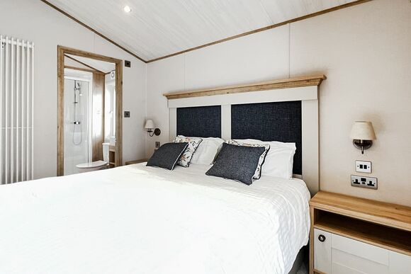 Abi Harrogate Lodge - Fir Trees, Chester