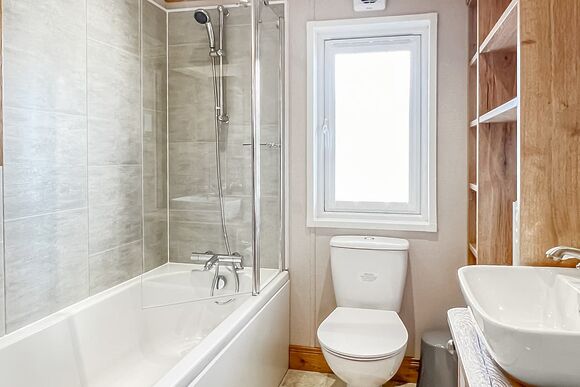 Abi Harrogate Lodge - Fir Trees, Chester