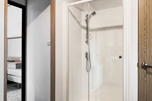 Atlas Oakwood Lodge - Fir Trees, Chester