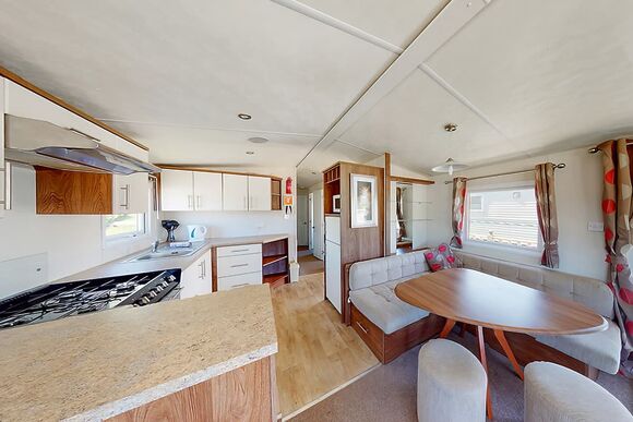 Gold Plus 3 No Dogs Sleeps 6 - Fishguard Holiday Park, Fishguard, Pembrokeshire