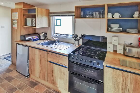 Gold Plus 3 dogs allowed sleeps 6 - Fishguard Holiday Park, Fishguard, Pembrokeshire