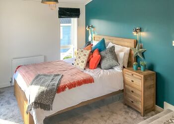 Juniper Lodge - Florence Springs Lakeside Lodges, St Florence, Tenby